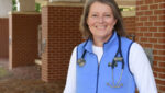 Erin Groover, DVM, uses Airlite cardboard bedding at Auburn equine hospital